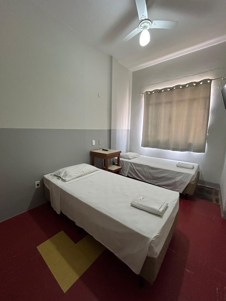 Hotel Uirapuru 11/50