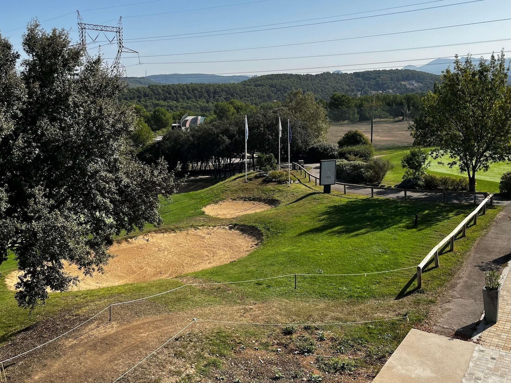 ibis Styles Cabries Aix-en-Provence TGV 44/50
