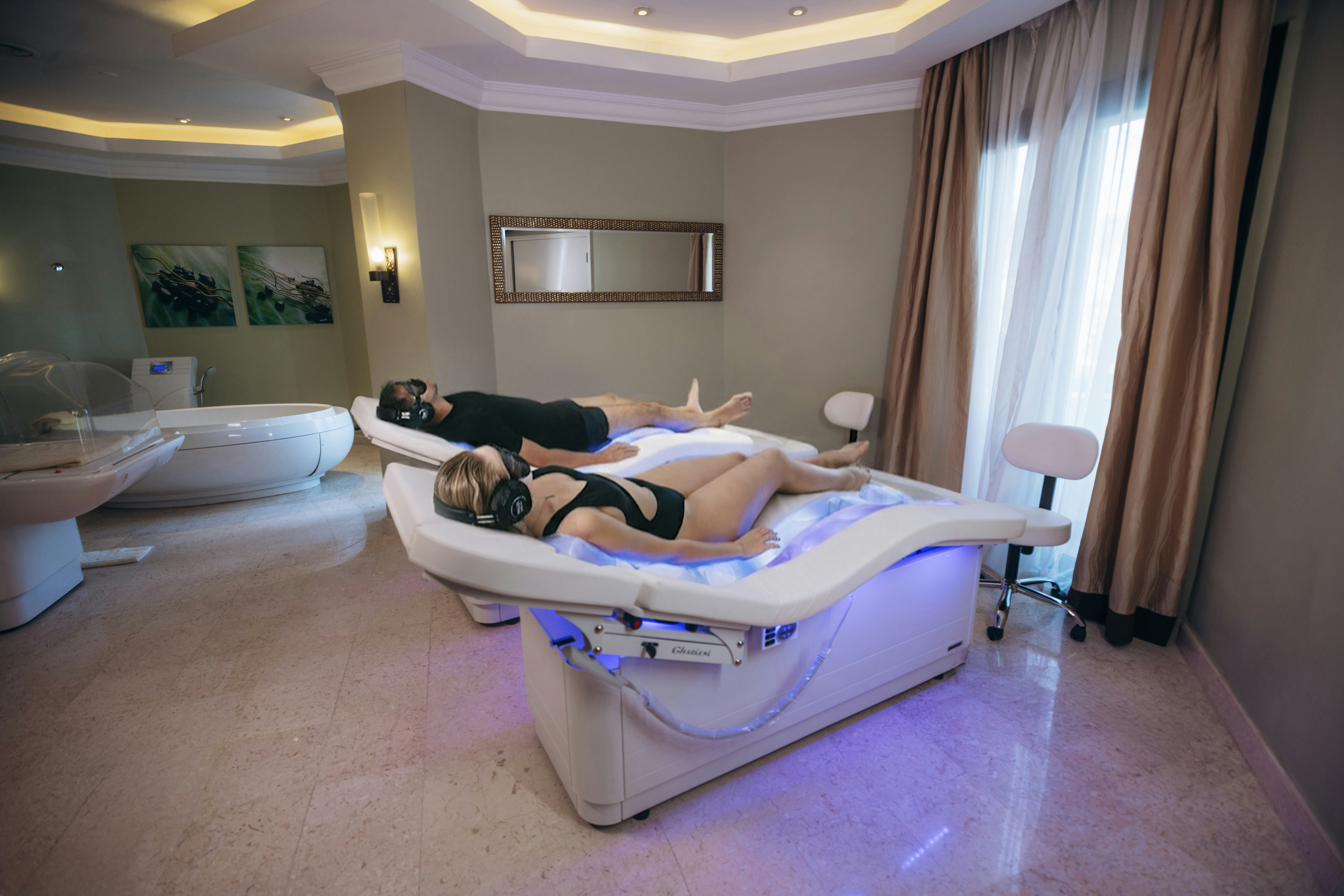 Spa, Superior, Suite, River View