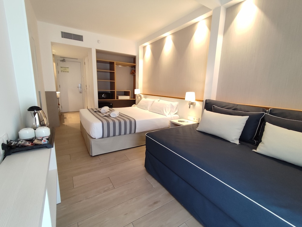 Hotel Rosamar Es Blau Lloret Adults Only 23/71