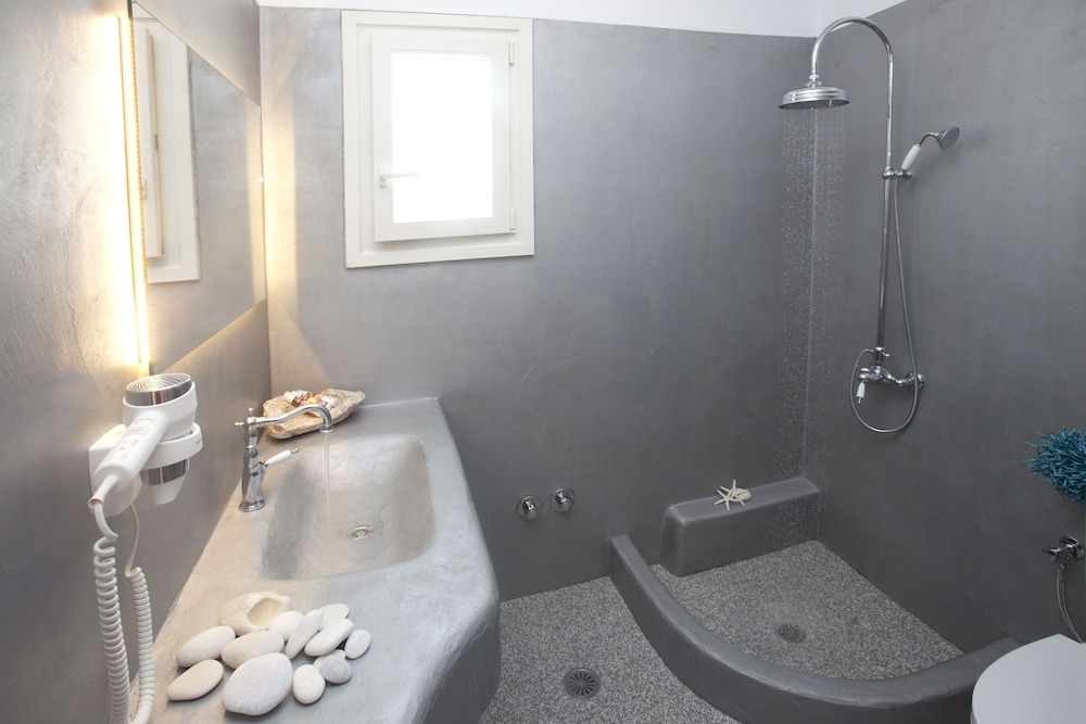 Naxos Euphoria Suites 34/69