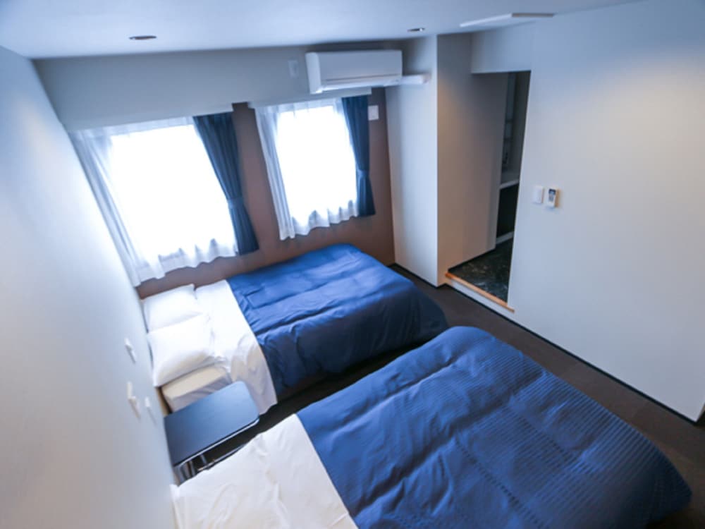 HOTEL LiVEMAX Yokohama Kannai Ekimae 15/37
