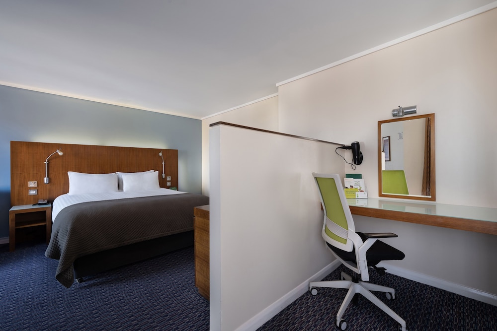 Holiday Inn London - Camden Lock by IHG 37/84