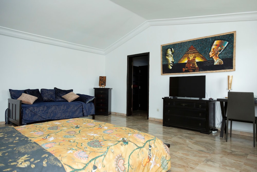 Villa Jaddis 27/50