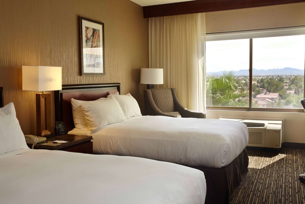 Doubletree By Hilton Las Vegas Airport 13/59