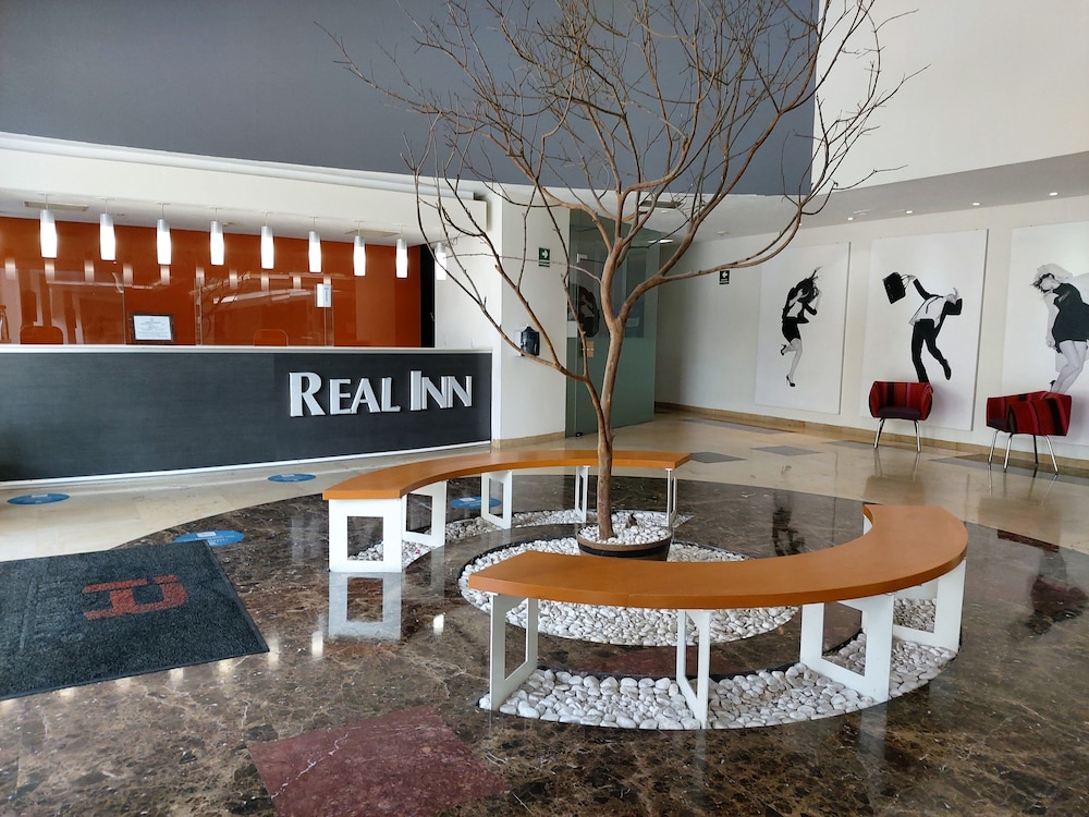 Real Inn Perinorte 3/56