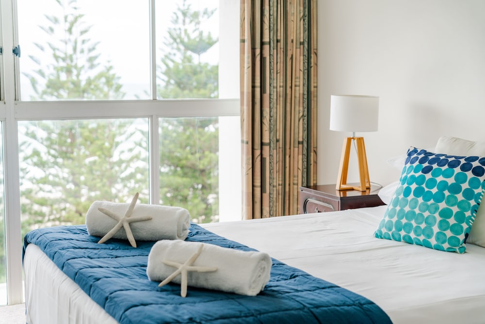 CASHELMARA BEACHFRONT APARTMENTS 16/28