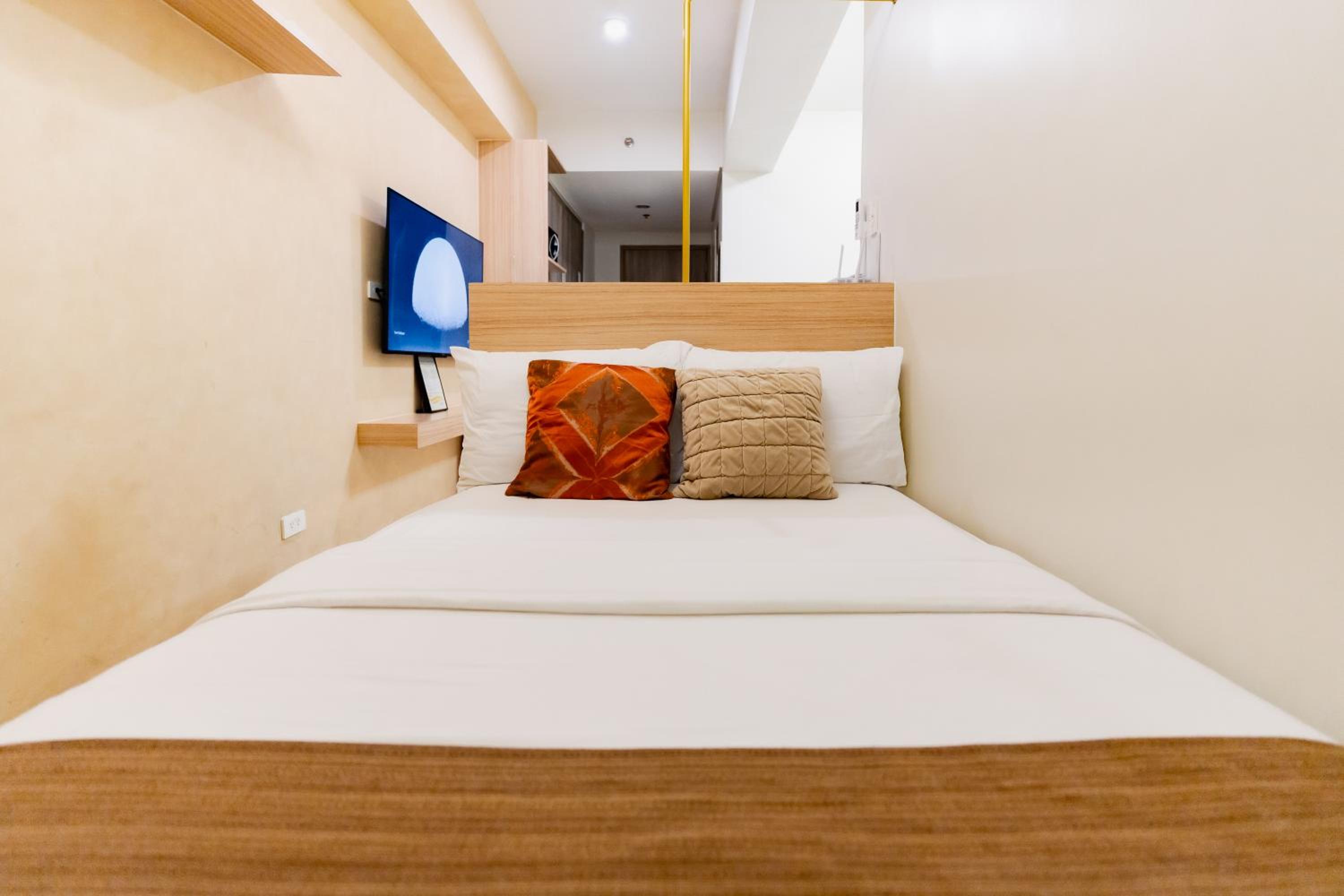 Homefort Stays at S Residences 12/25