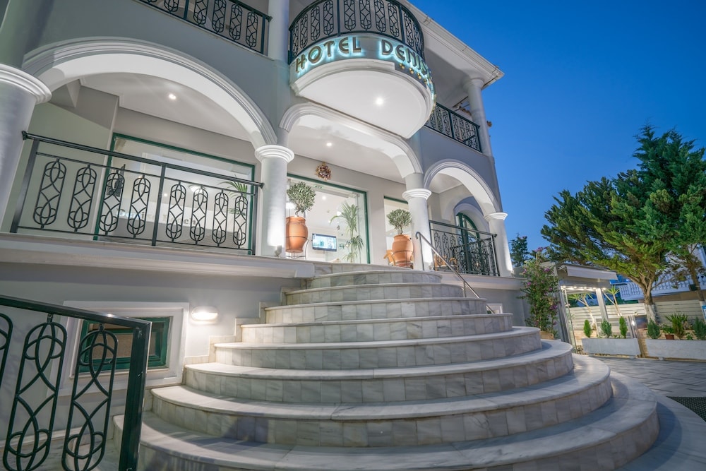 Denise Beach Hotel 4/29