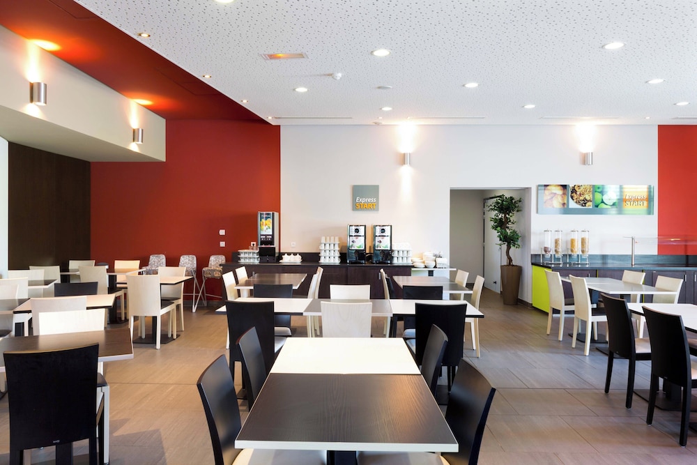HOLIDAY INN EXPRESS MONTPELLIER-ODYSSEUM 49/71