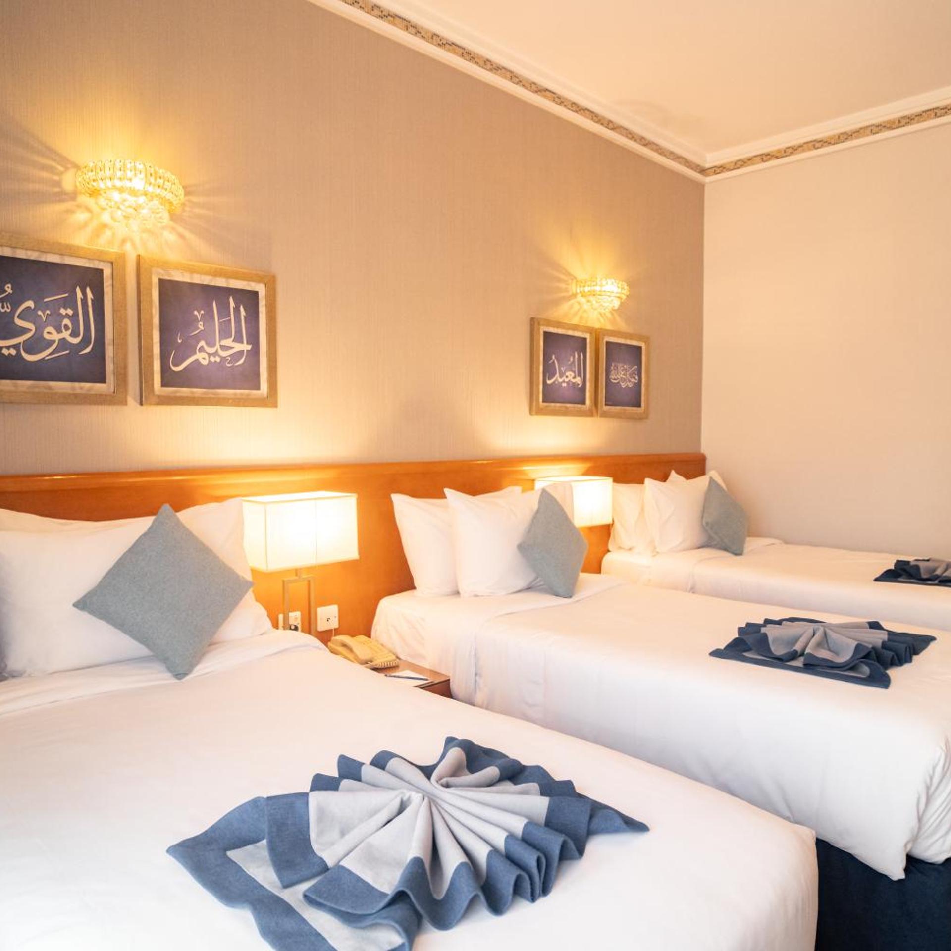 Room, Triple