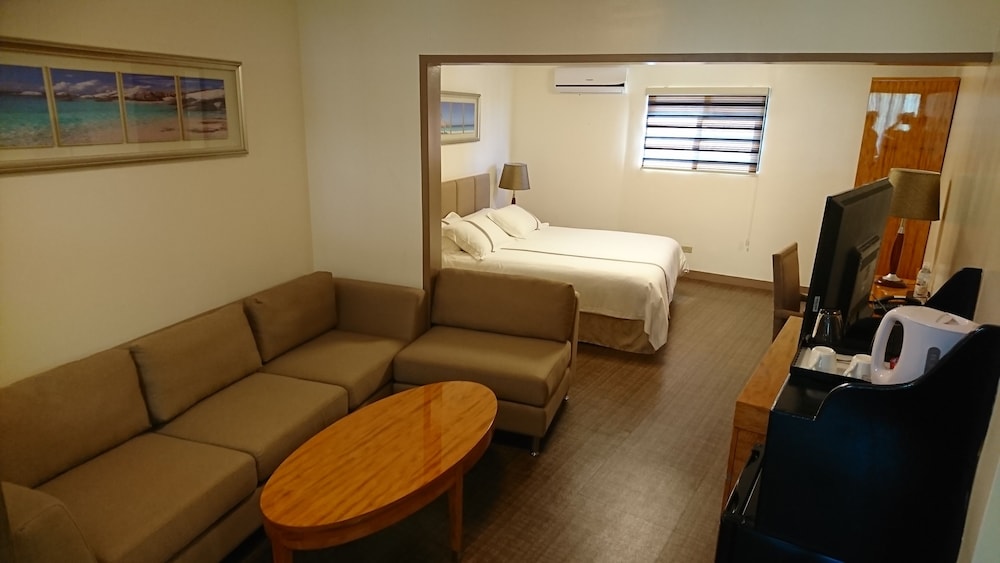 Saipan Beach Hotel 37/66