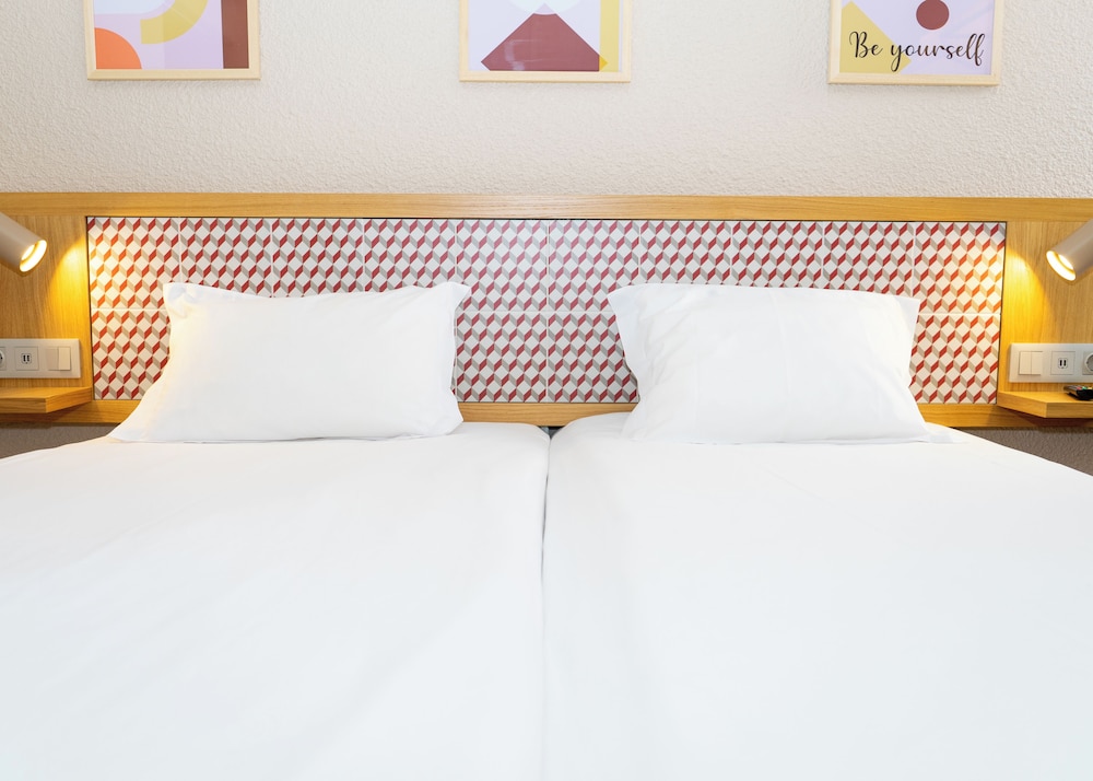 Hotel Flag Lisboa Oeiras 6/16
