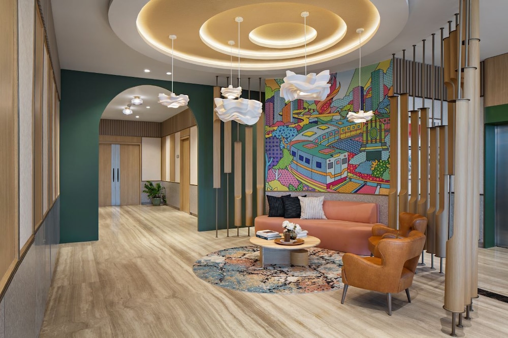 MaxOneHotels at Kota Harapan Indah Bekasi 21/32