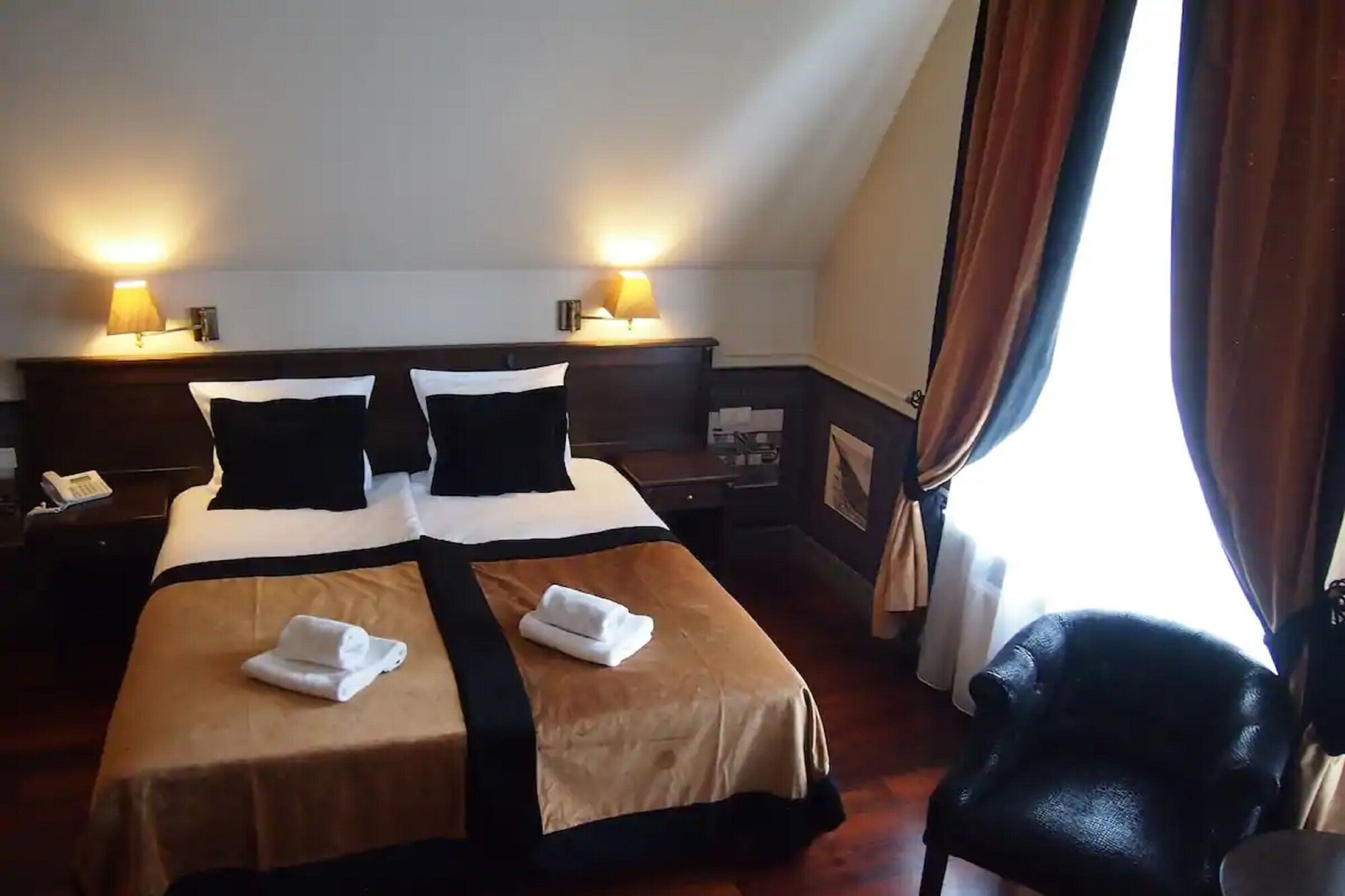rooms