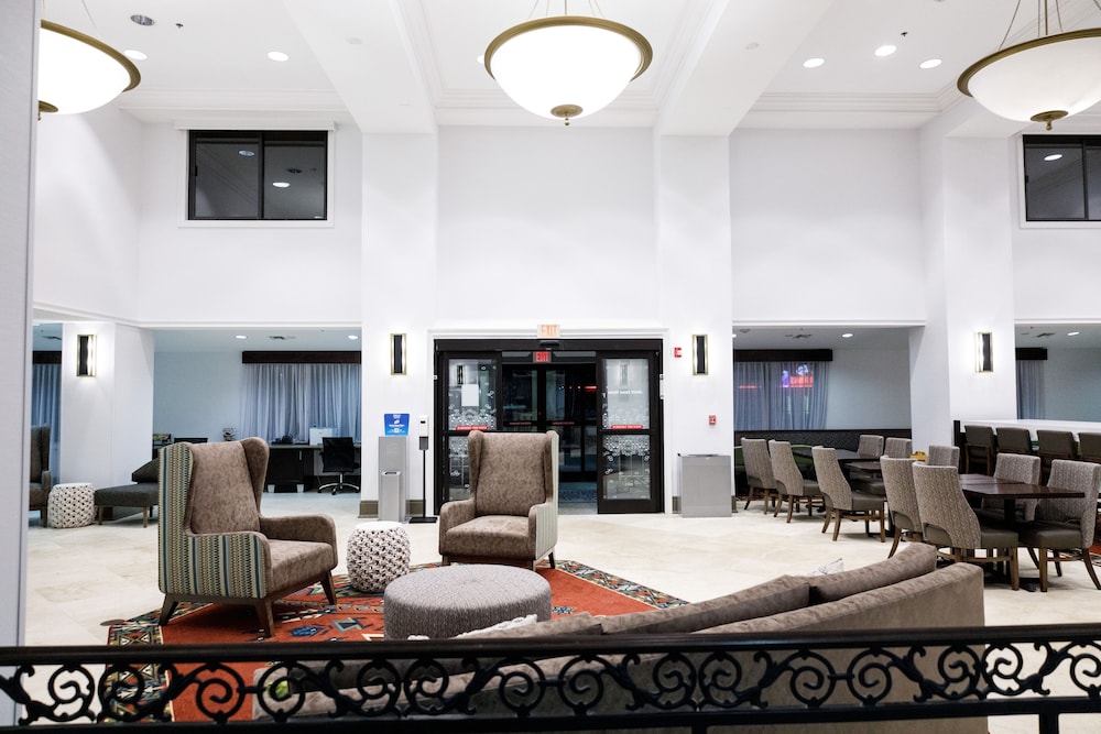 Hampton Inn and Suites St. Augustine-Vilano Beach 32/42