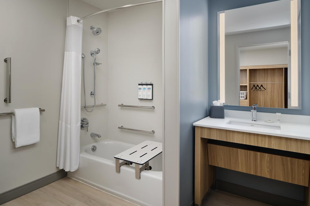 Hyatt Studios Huntsville 49/50