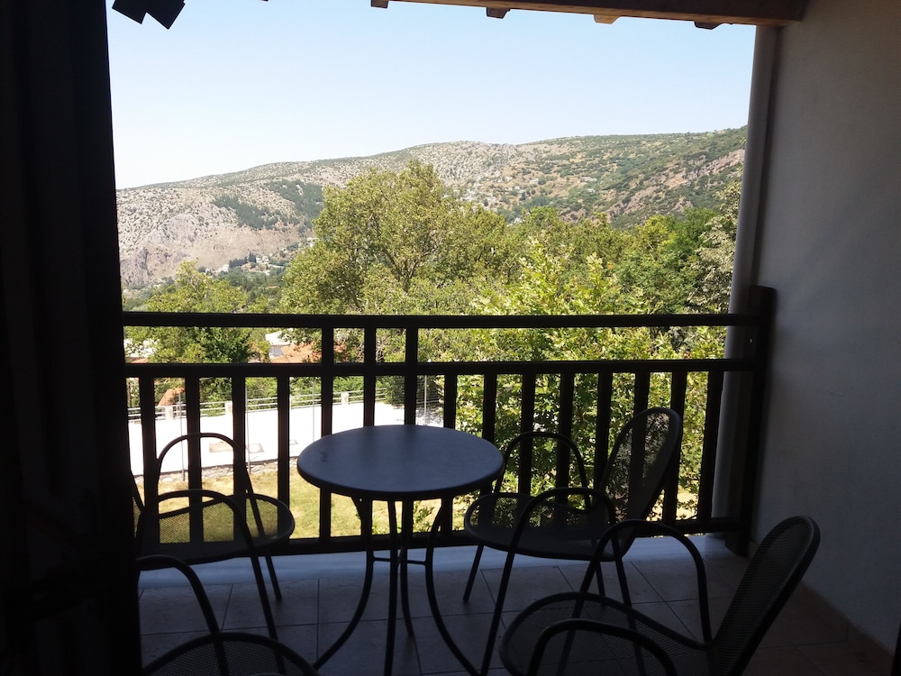 Pelion Resort 68/78