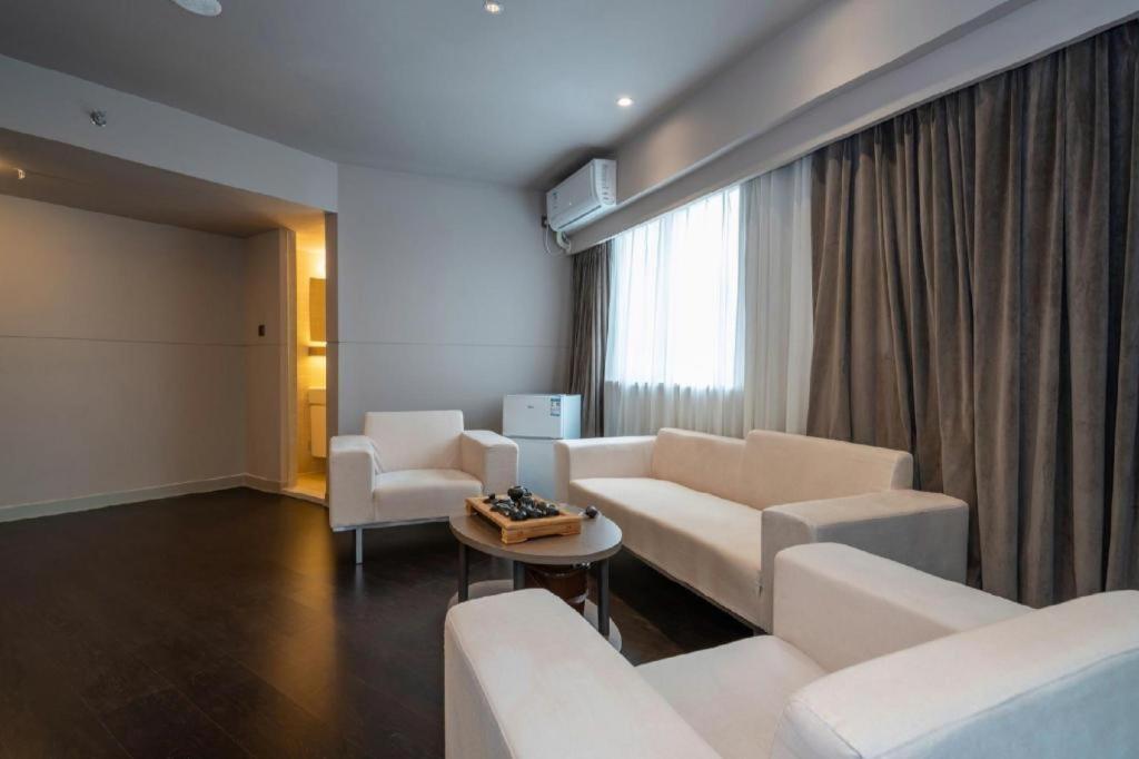 Jinjiang Inn Select (Xiamen International Airport) 28/41