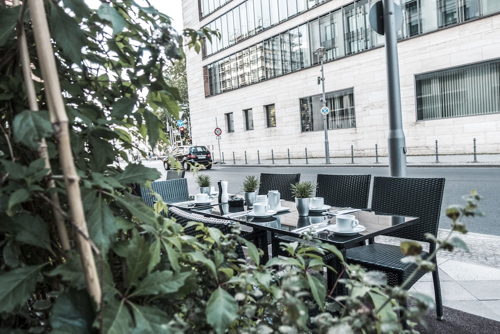 ARCOTEL John F Berlin 61/65