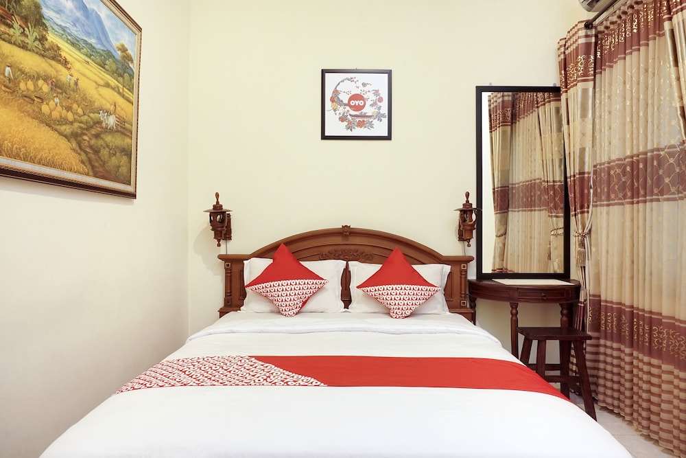 OYO 465 Alam Citra Bed & Breakfast 6/21