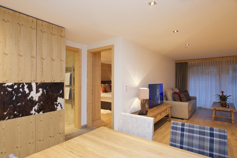 Matterhorn Lodge Hotel and Appartements 9/50
