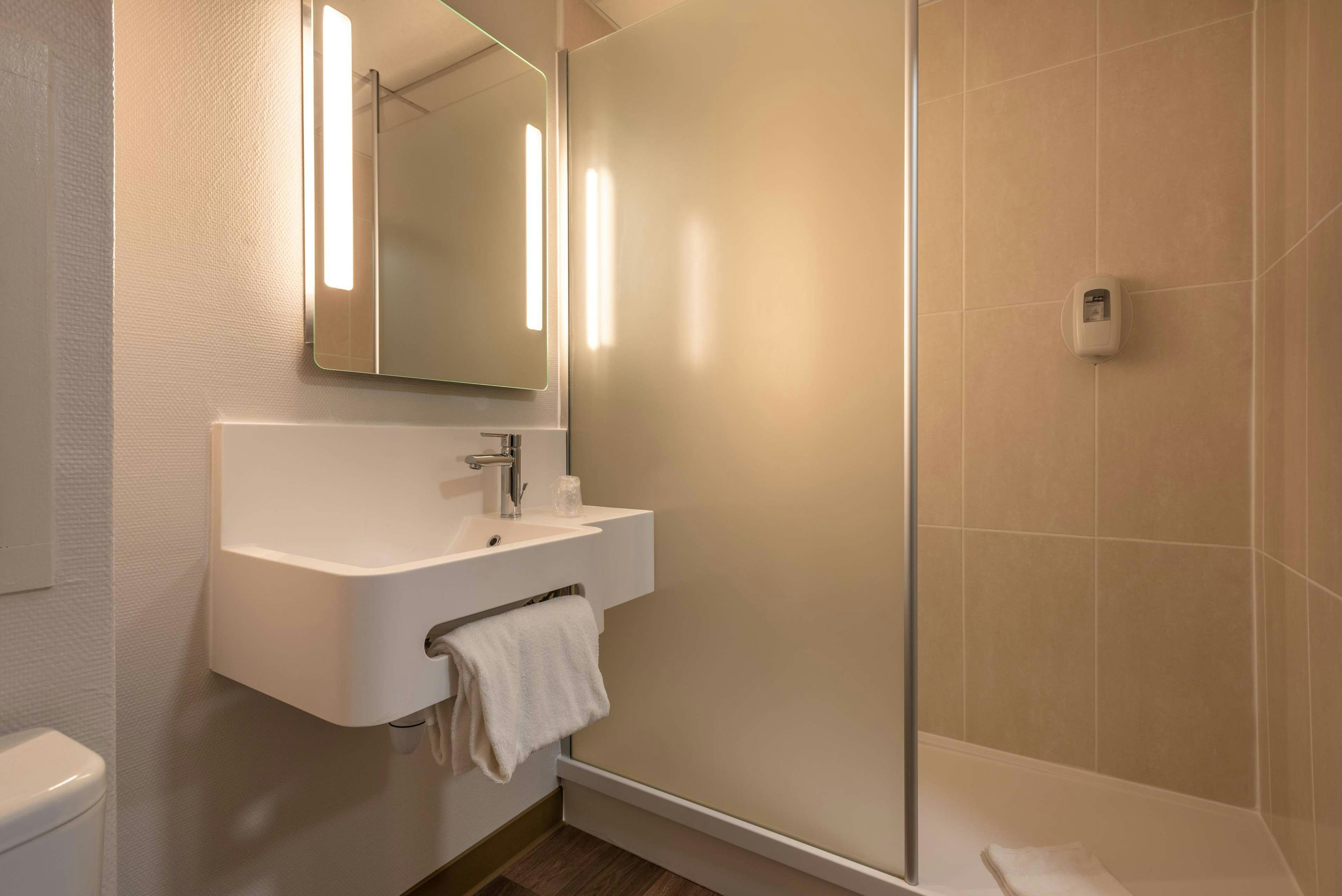 B&B HOTEL Quimper Sud Benodet 20/21