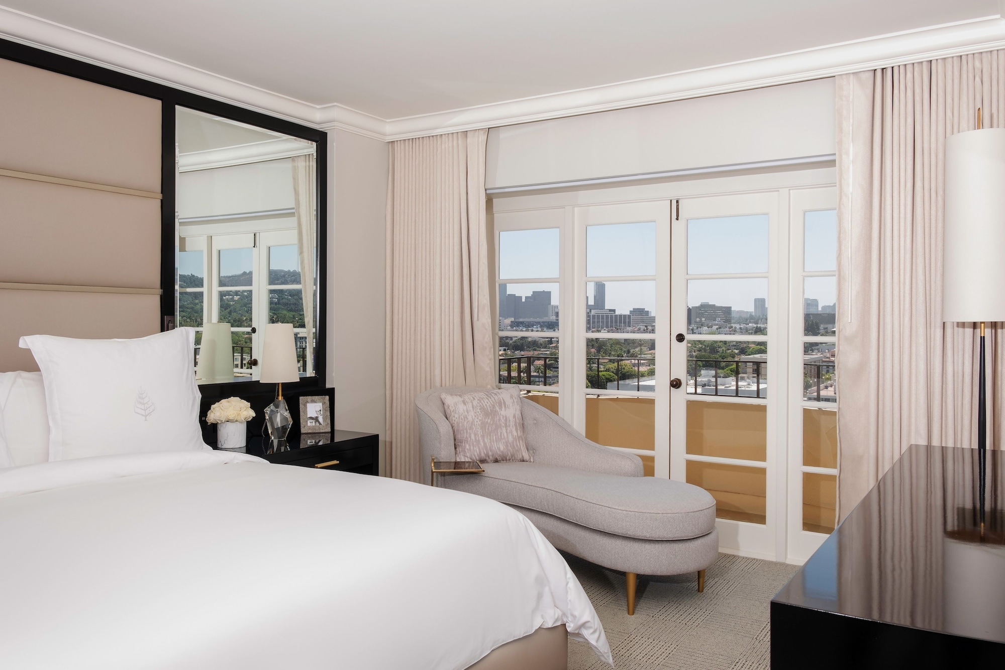 DOHENY, SUITE