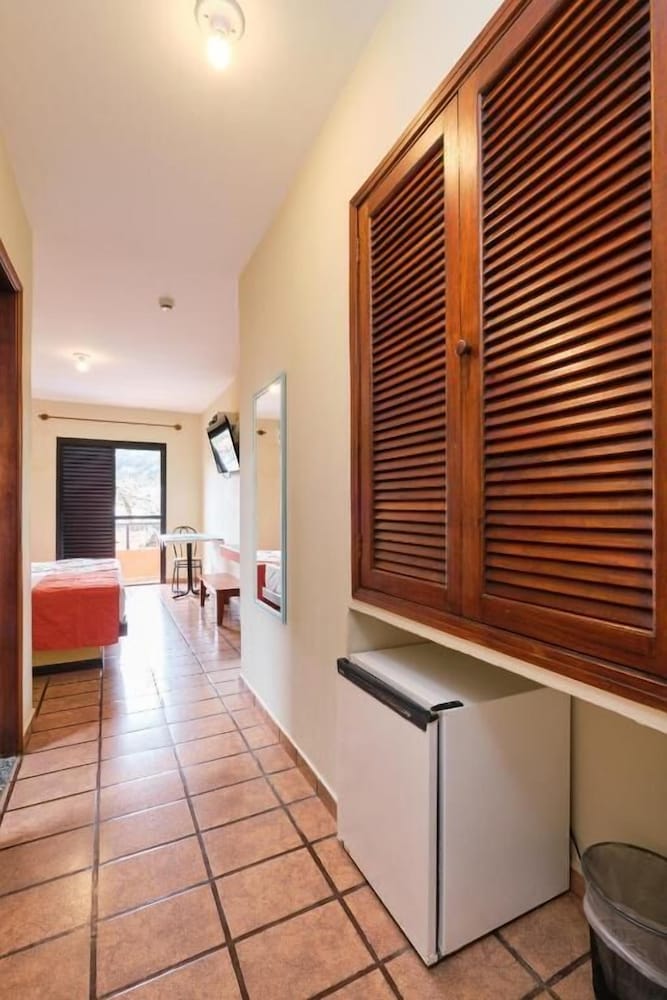 Hotel Ponta das Toninhas 4/34