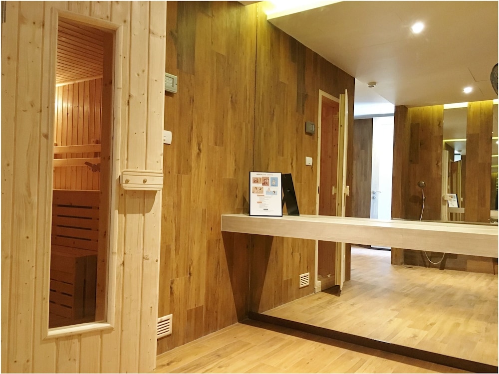 Madera Residence Siracha 9/61