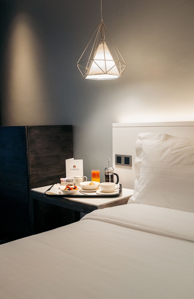 Trademark Hotel 49/59