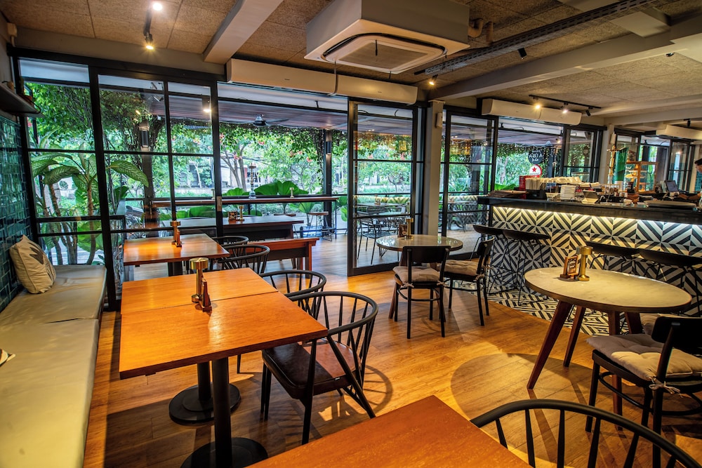 Abia Villa Legian 37/48