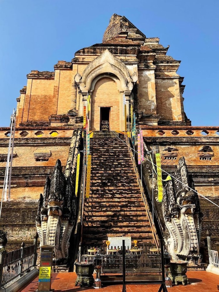 Baan Huen Phen 5/69
