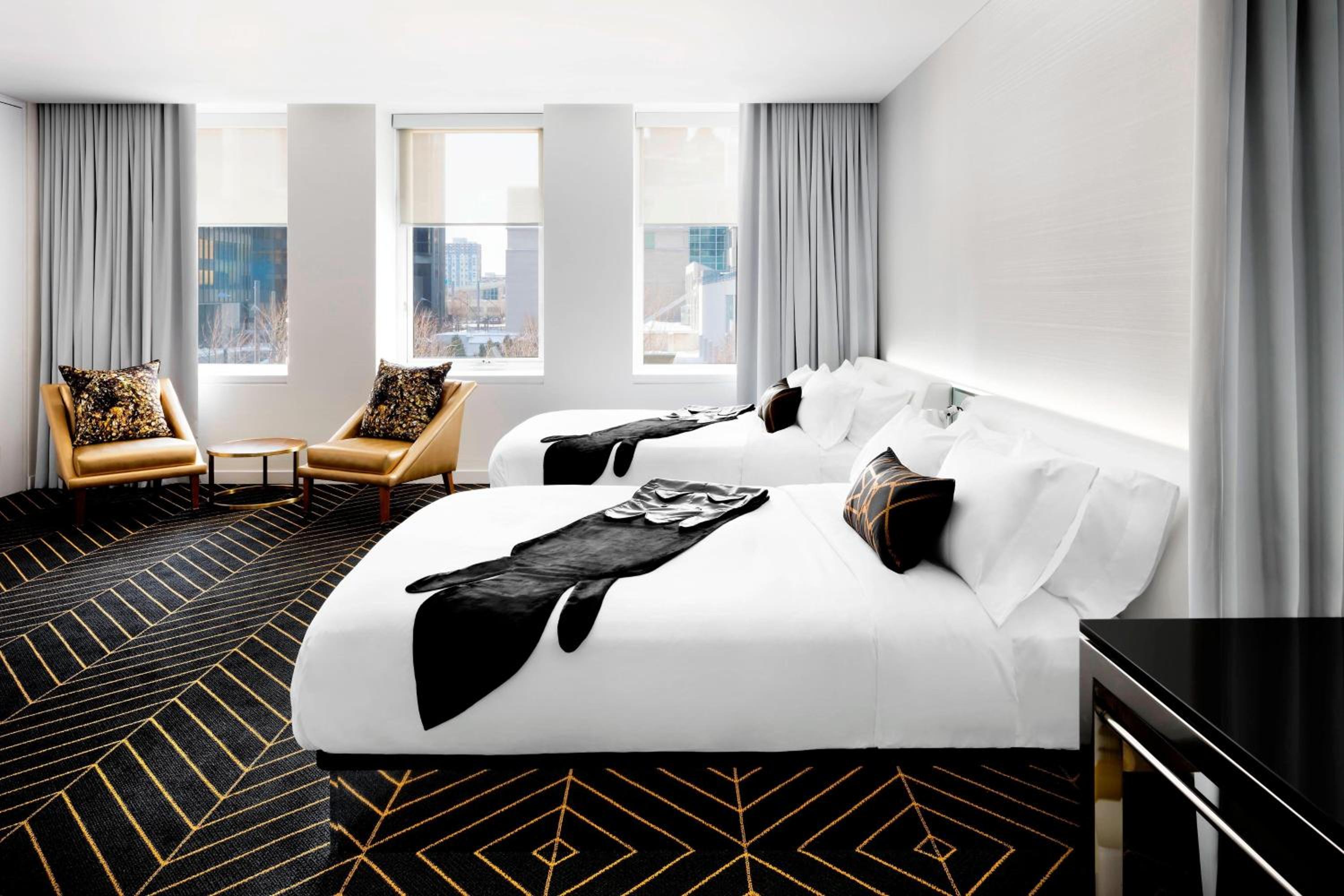 Mega, Guest Room, 2 Queen Beds