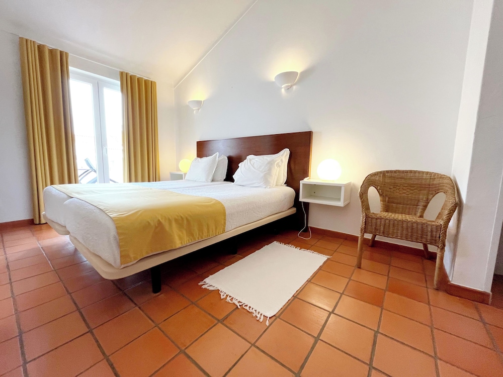 Castilho Guesthouse - Adults Only 9/39