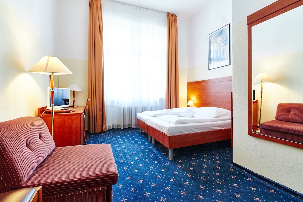 Hotel Europa City 38/67
