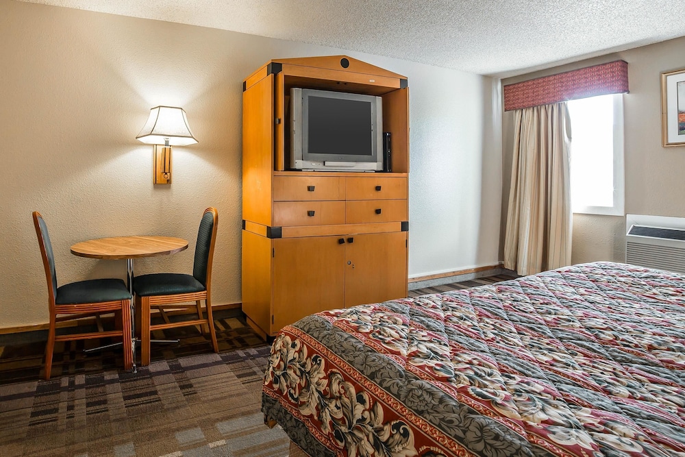 Rodeway Inn Cheyenne I-80 East 20/29