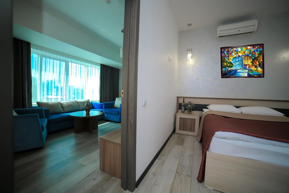 Astra Hotel 19/41