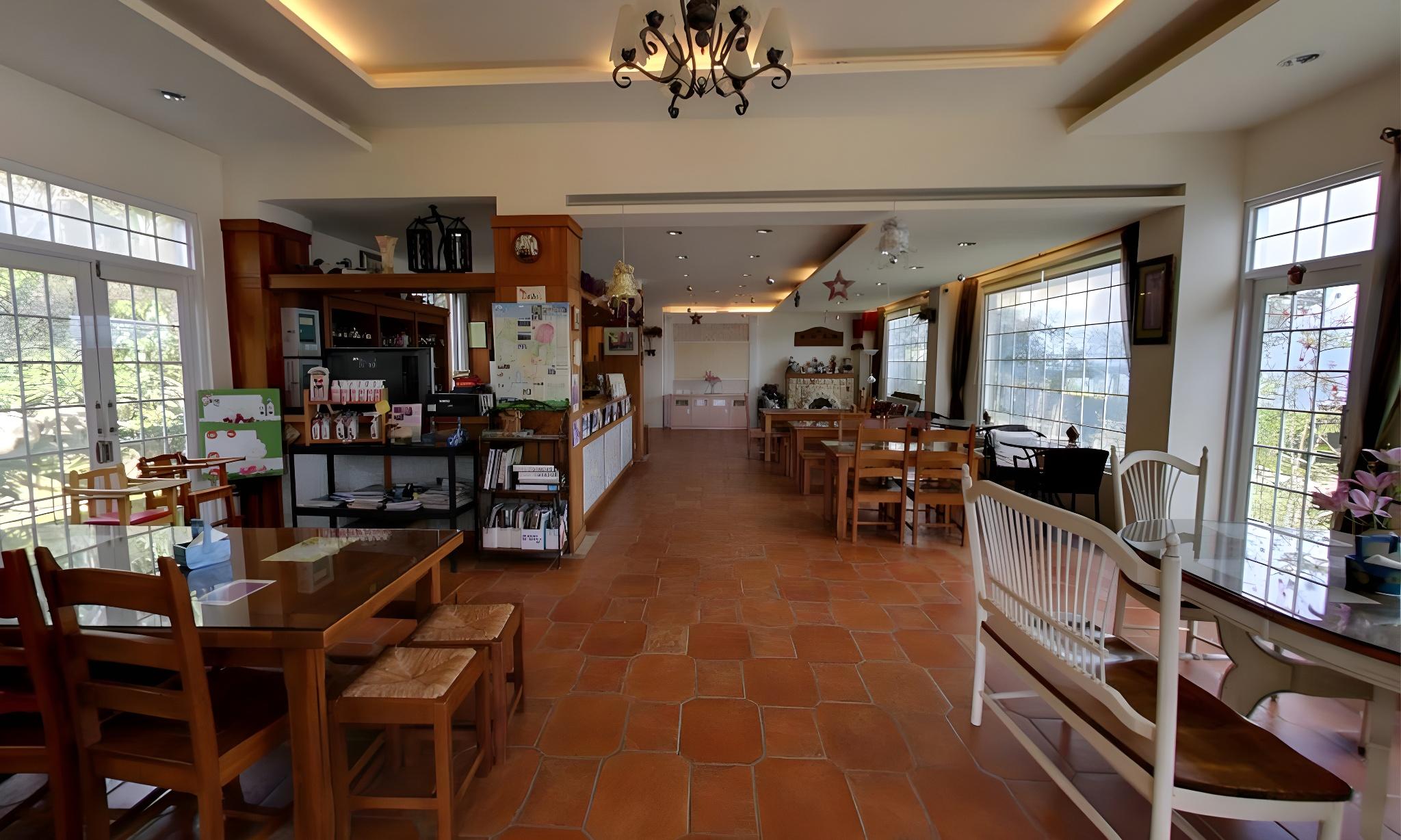 Euro Country Villa 28/41