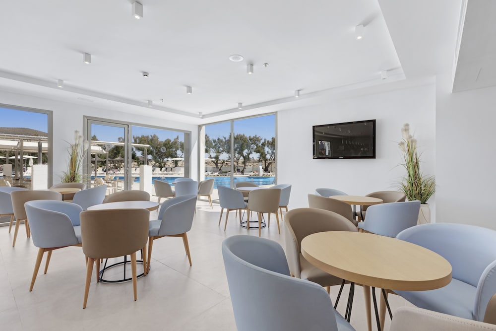 Thb Cala Lliteras - Adults Only 58/69