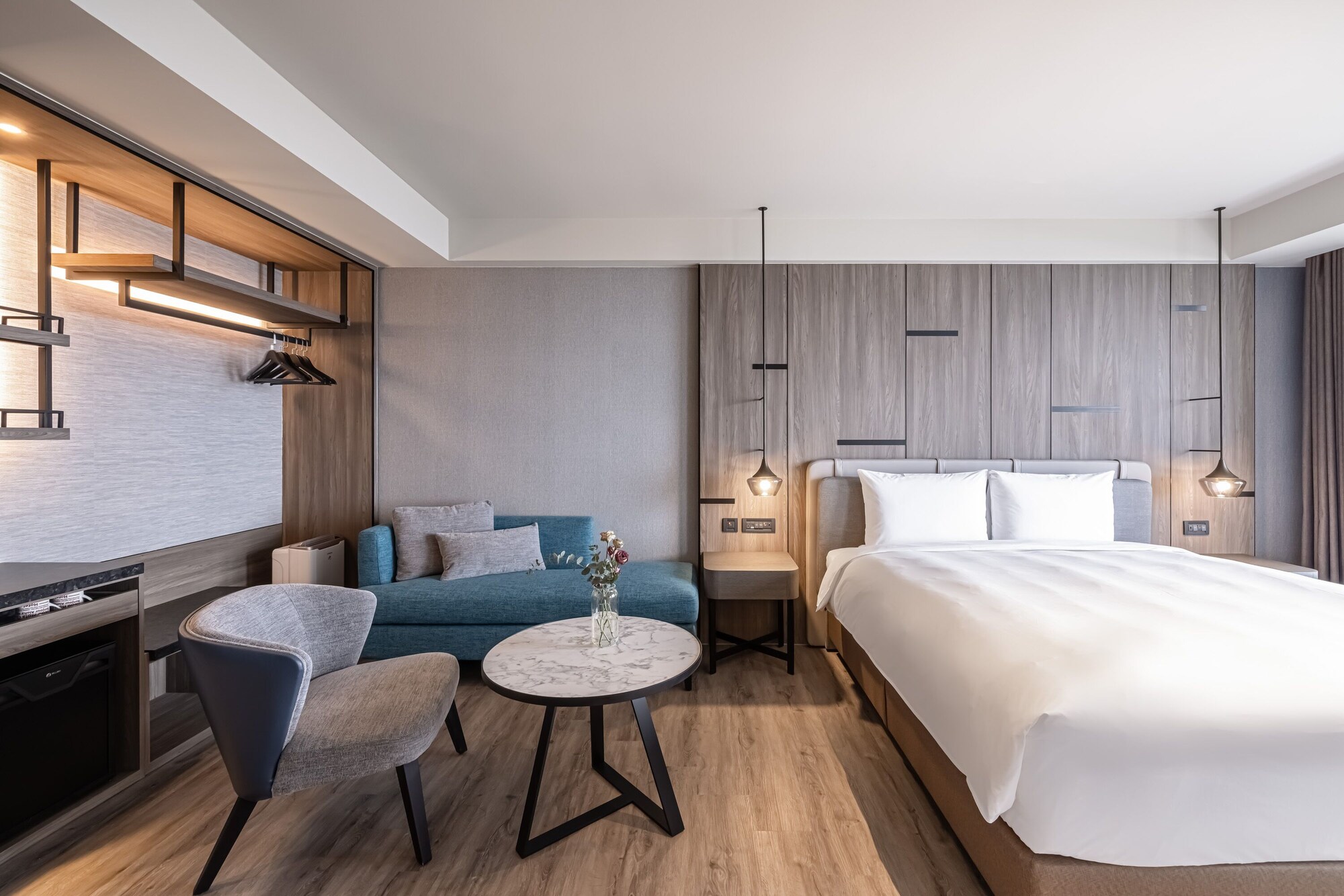 Deluxe, Executive, King Bed, Queen Bed, Ocean View, Building