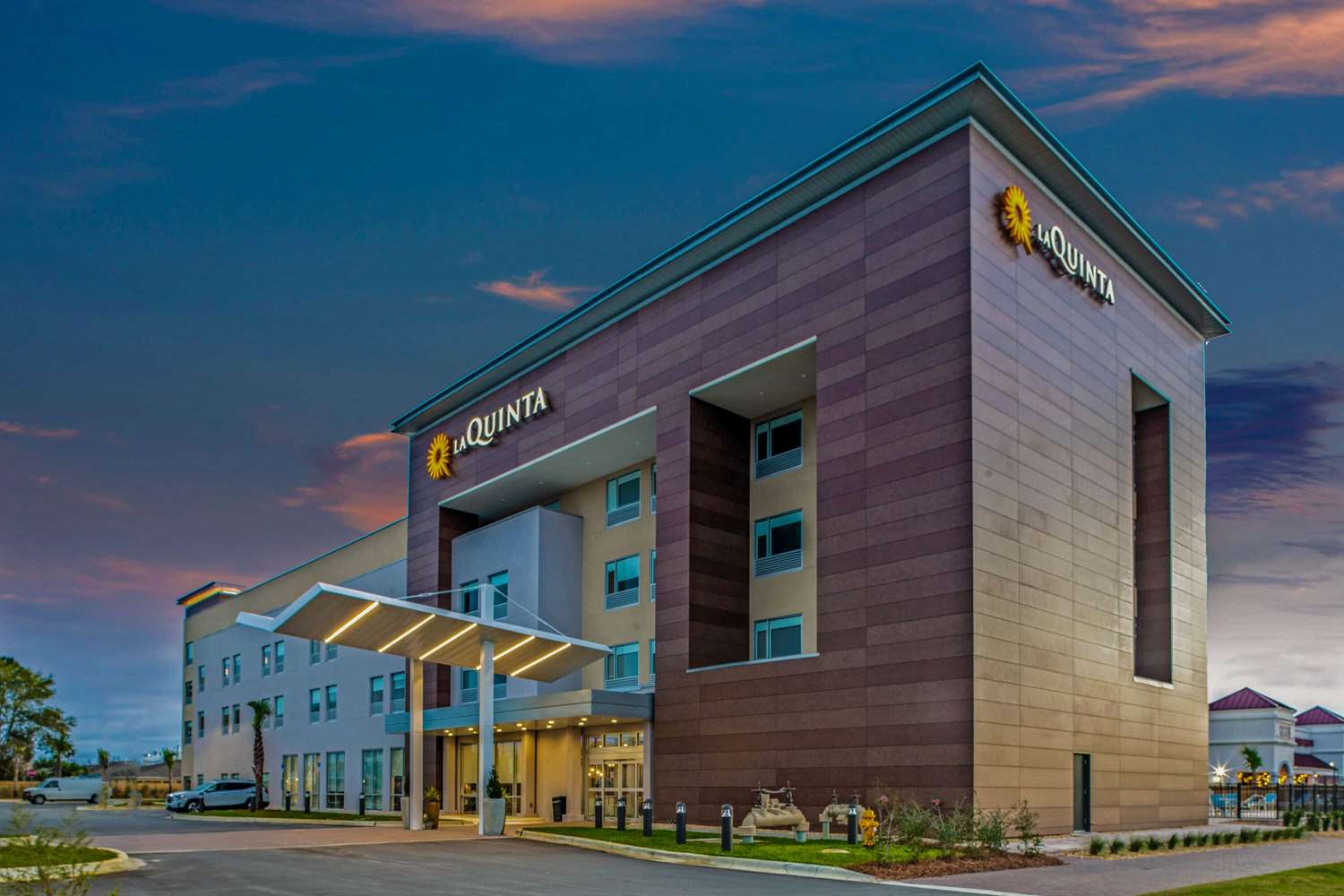 La Quinta Inn And Suites By Wyndham Miramar Beach 4/54