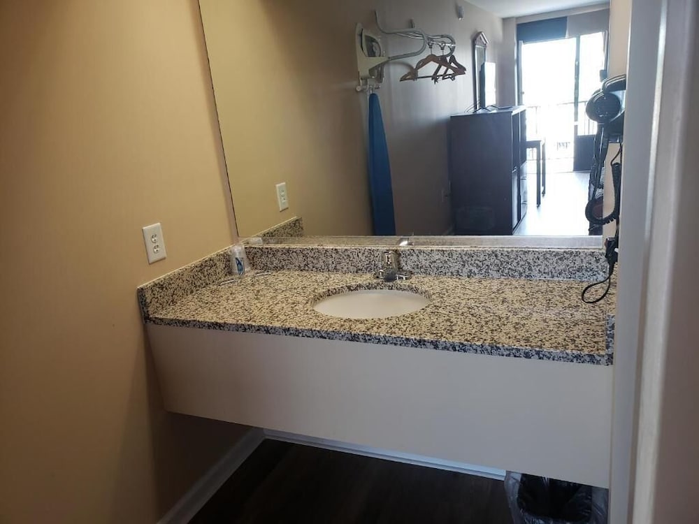 Motel6 Conway, SC 40/40