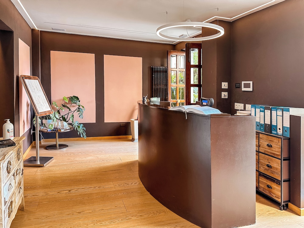 Alba Hotel photo1