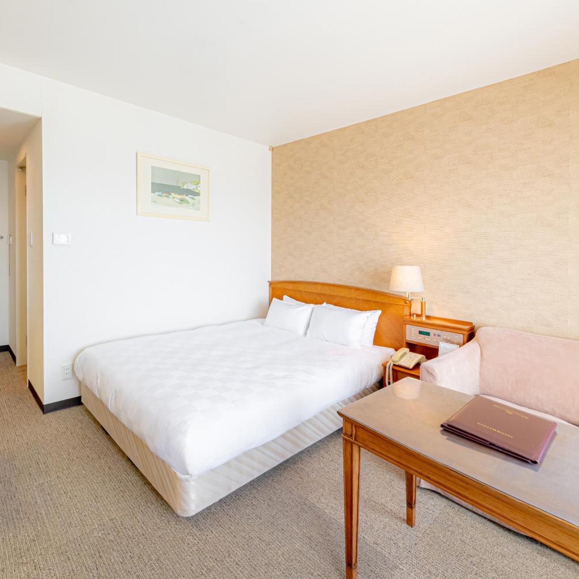 SUPERIOR, DOUBLE BED