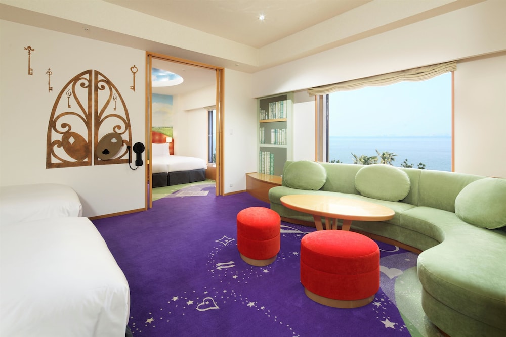 Hilton Tokyo Bay 46/76