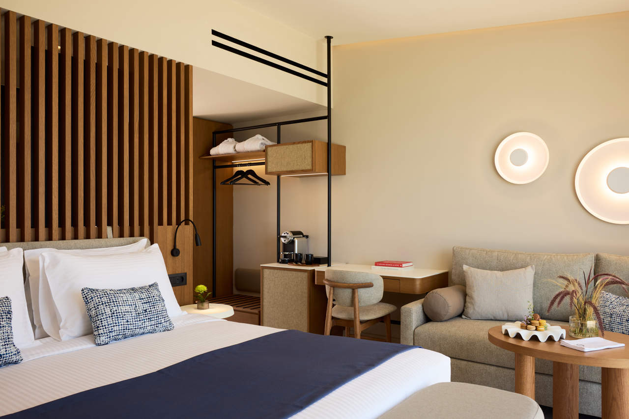 Oros Luxury Beach Resort 50/65