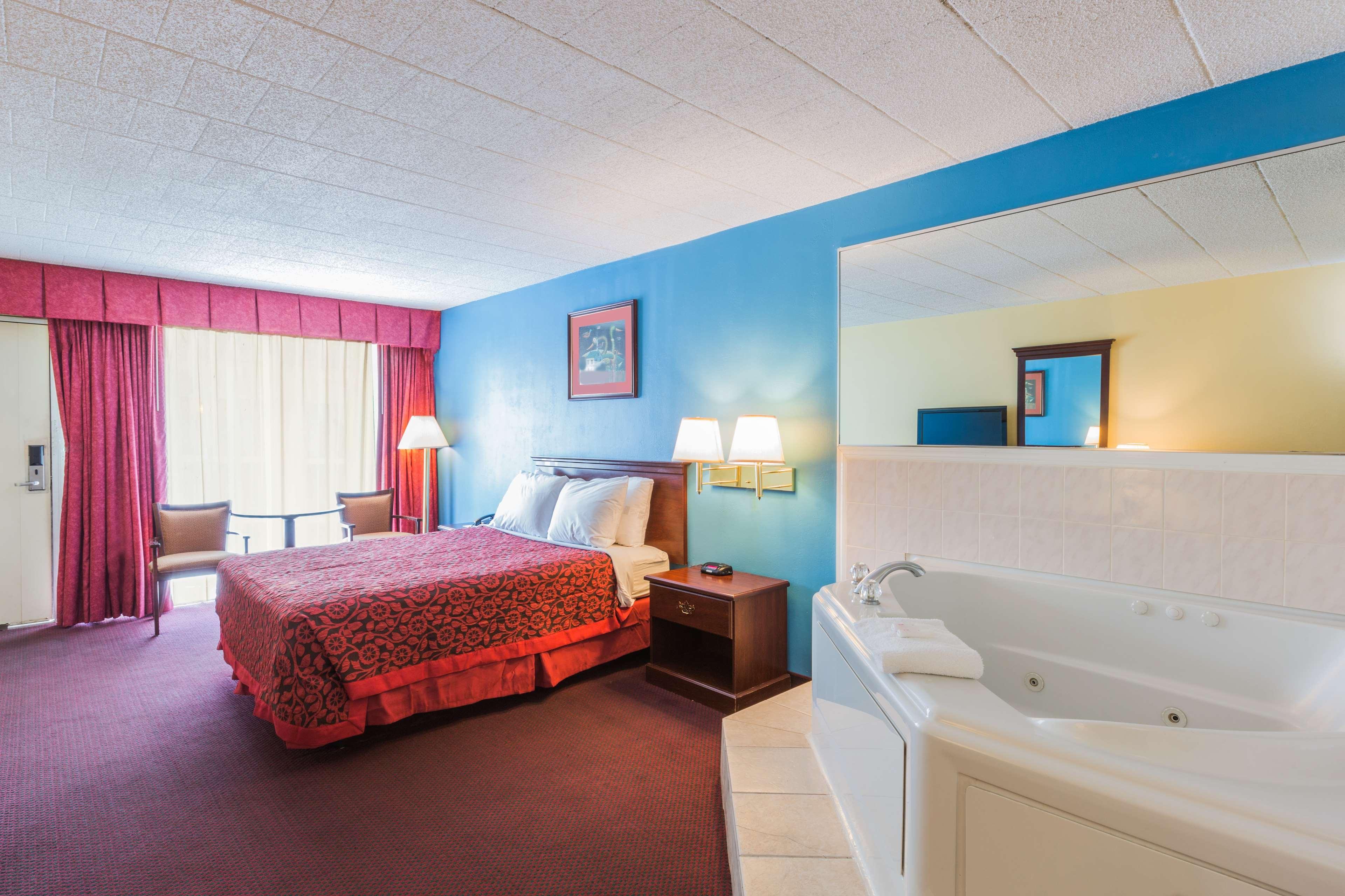 East Stroudsburg Hotel 3/16