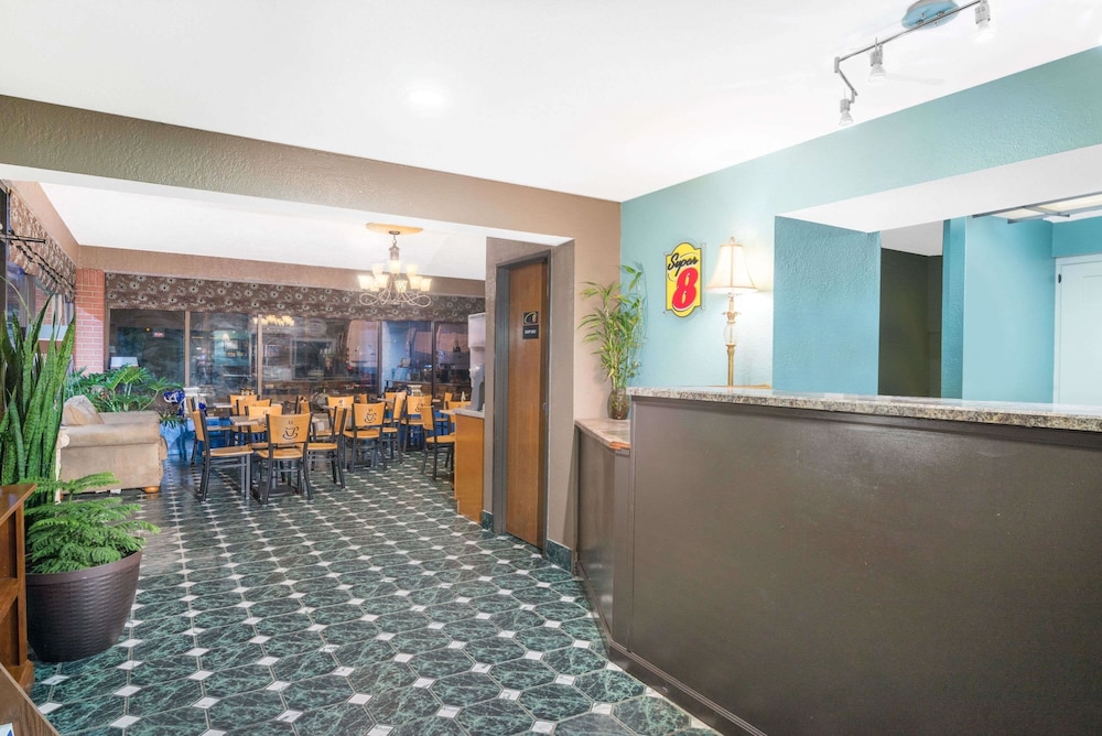 Super 8 by Wyndham Corbin/London KY 5/18