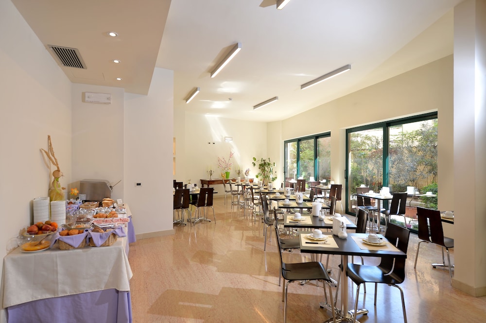 Hotel Siena 39/48